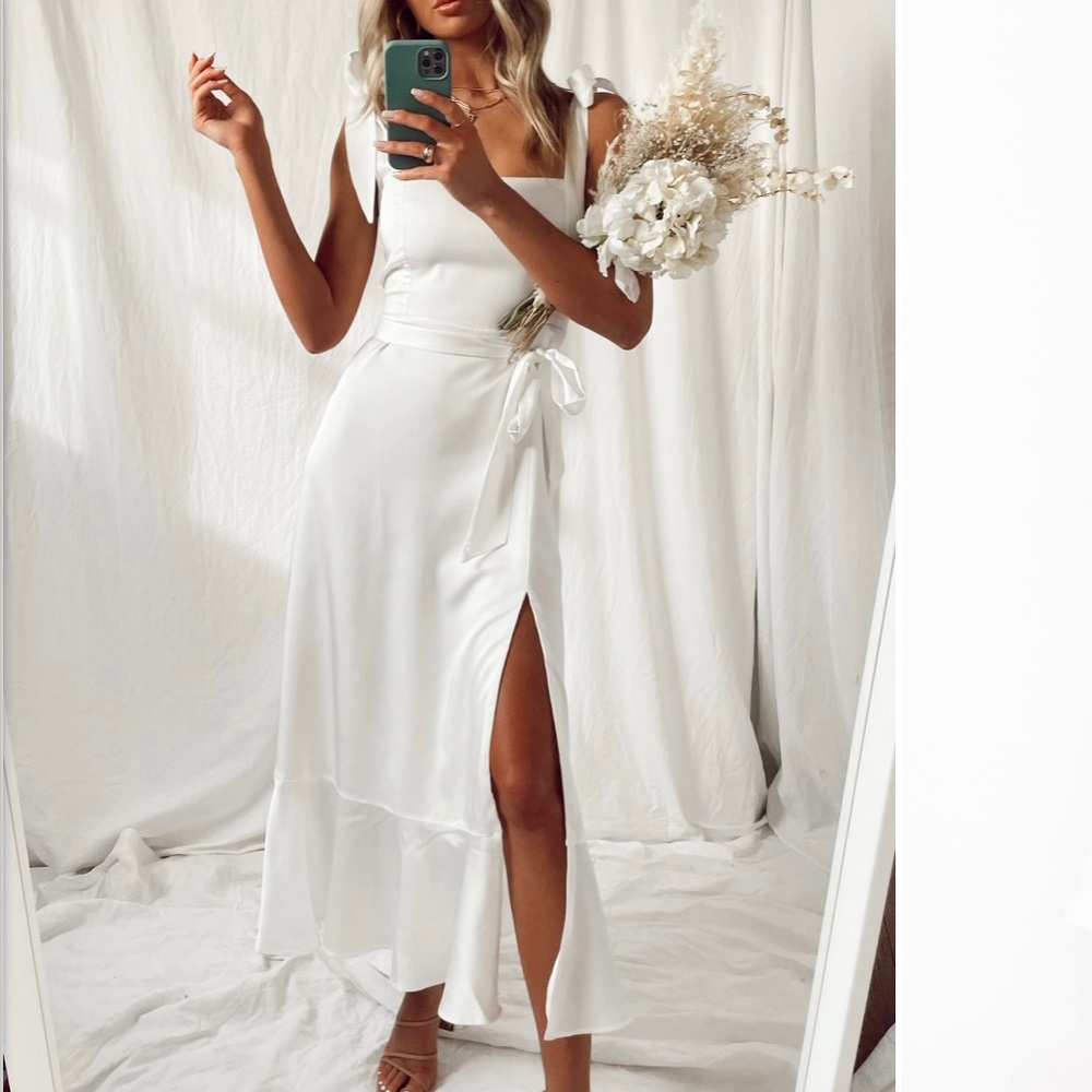 Show Me Your Mumu Garden White Midi Dress